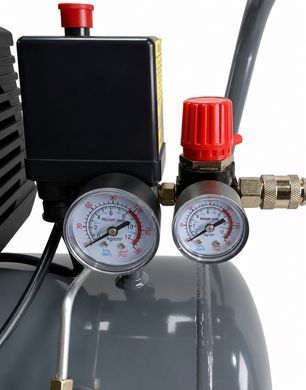 Компресор повітряний поршневий масляний FORTE FL-2T24N, 24 л, 1.5 кВт, 200 л/хв, 8 бар